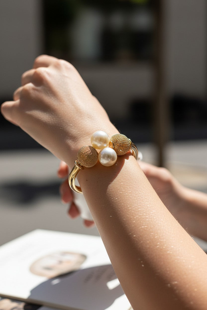 lara Pearl Cluster Cuff (Bestseller)