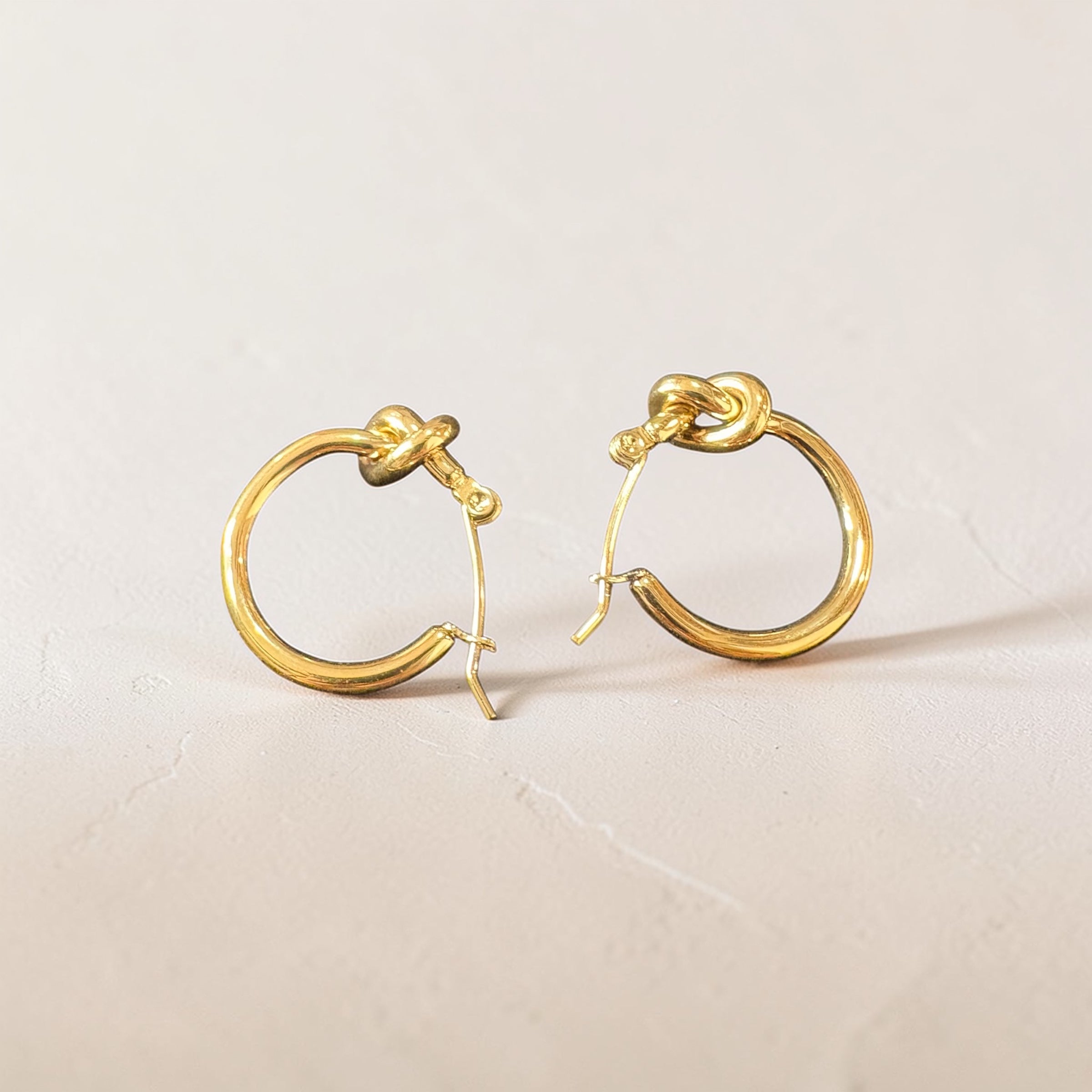 Aurelia Knot Hoops