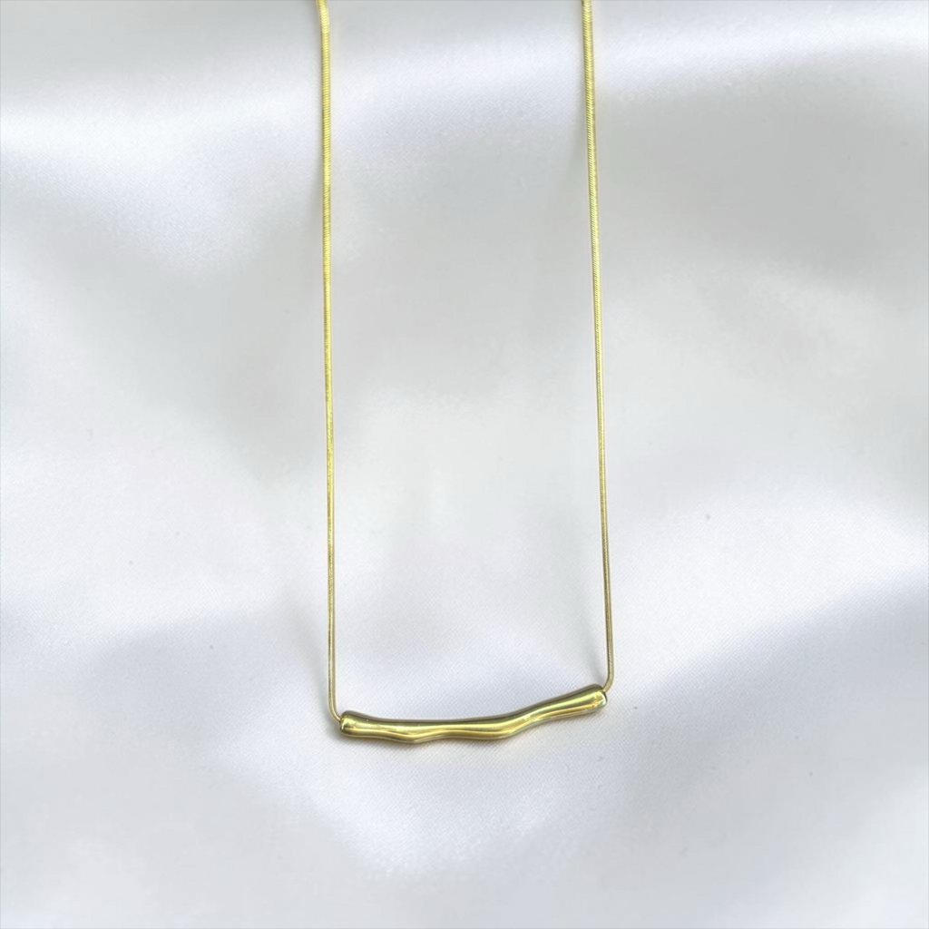 Verde Twig Bar Necklace